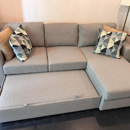 Modern Cozy Studio With Backyard แอนต์เวิร์ป ภายนอก รูปภาพ