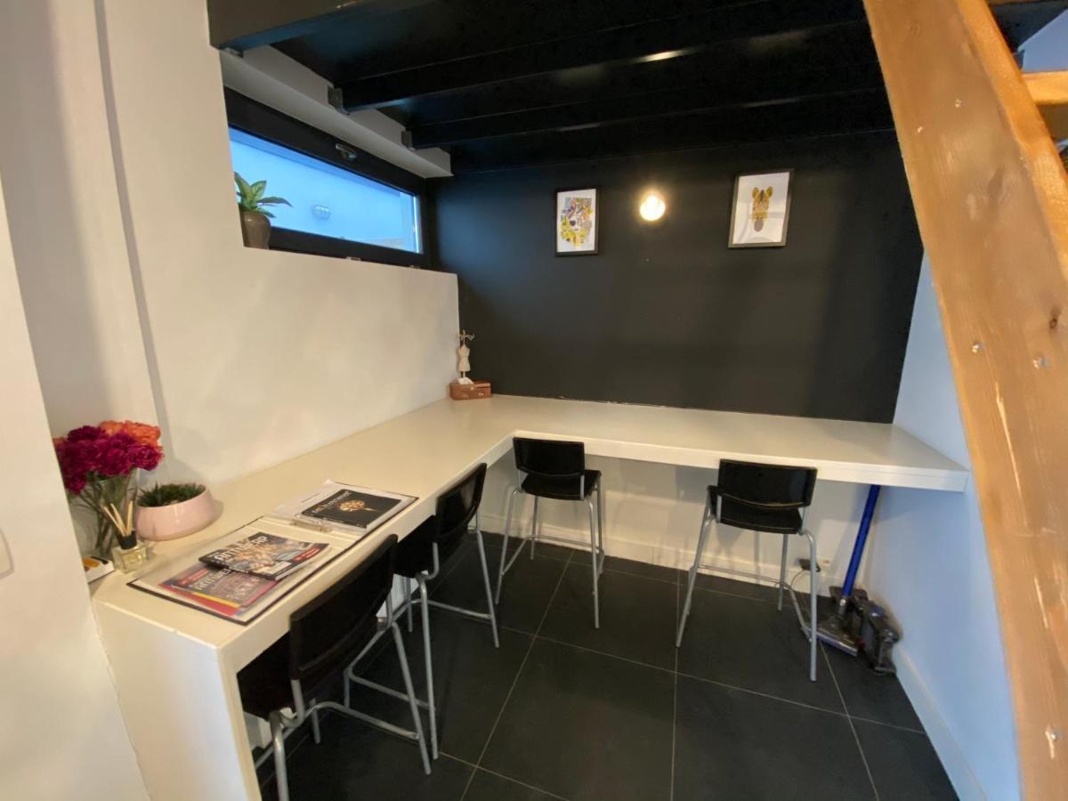 Modern Cozy Studio With Backyard แอนต์เวิร์ป ภายนอก รูปภาพ