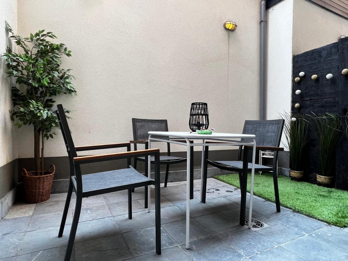 Modern Cozy Studio With Backyard แอนต์เวิร์ป ภายนอก รูปภาพ